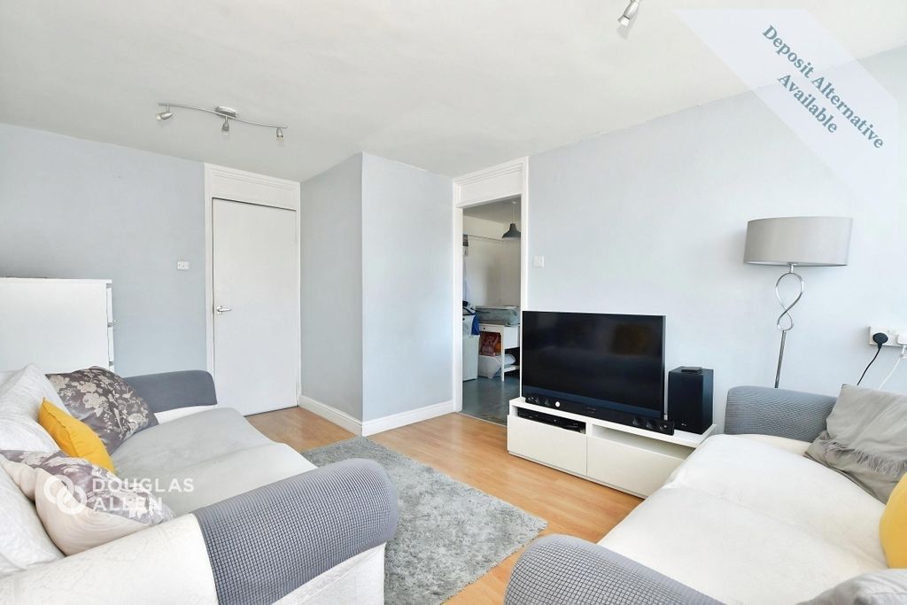 Property photo 3 of 7