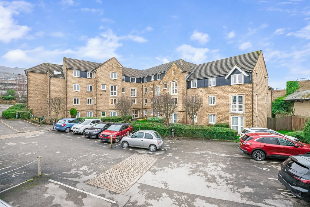 Property photo 1 of 16 Picture No. 18