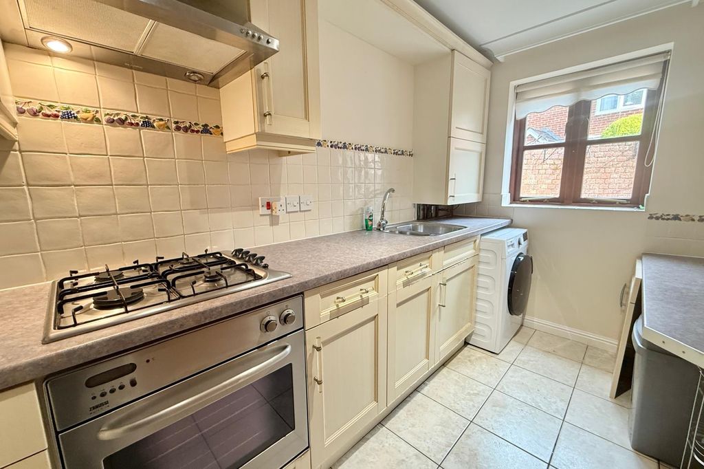 Property photo 2 of 15 Gallery