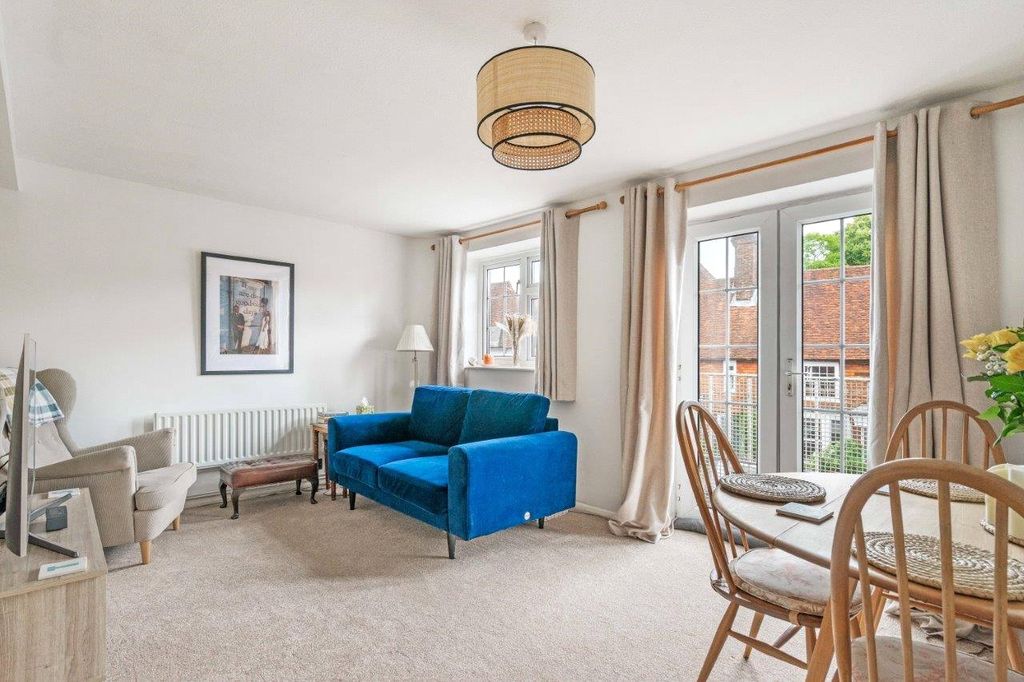 Property photo 2 of 13 Sitting/Dining Room