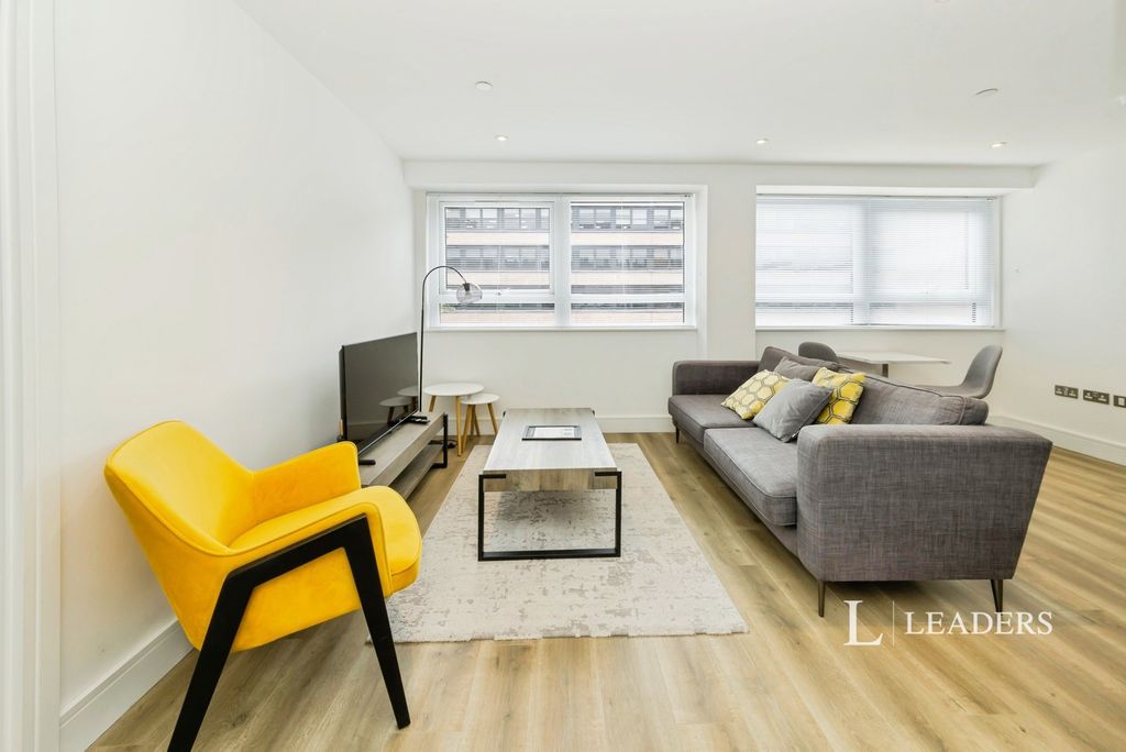 Property photo 1 of 14 Pbox-Img.Jpg