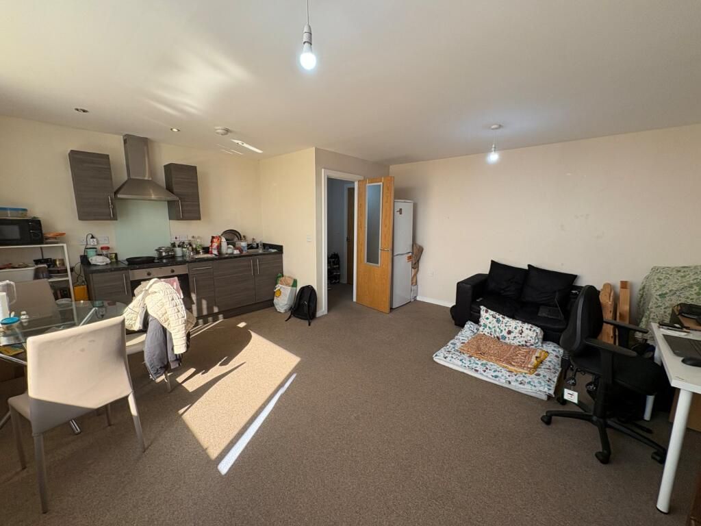 Property photo 2 of 5