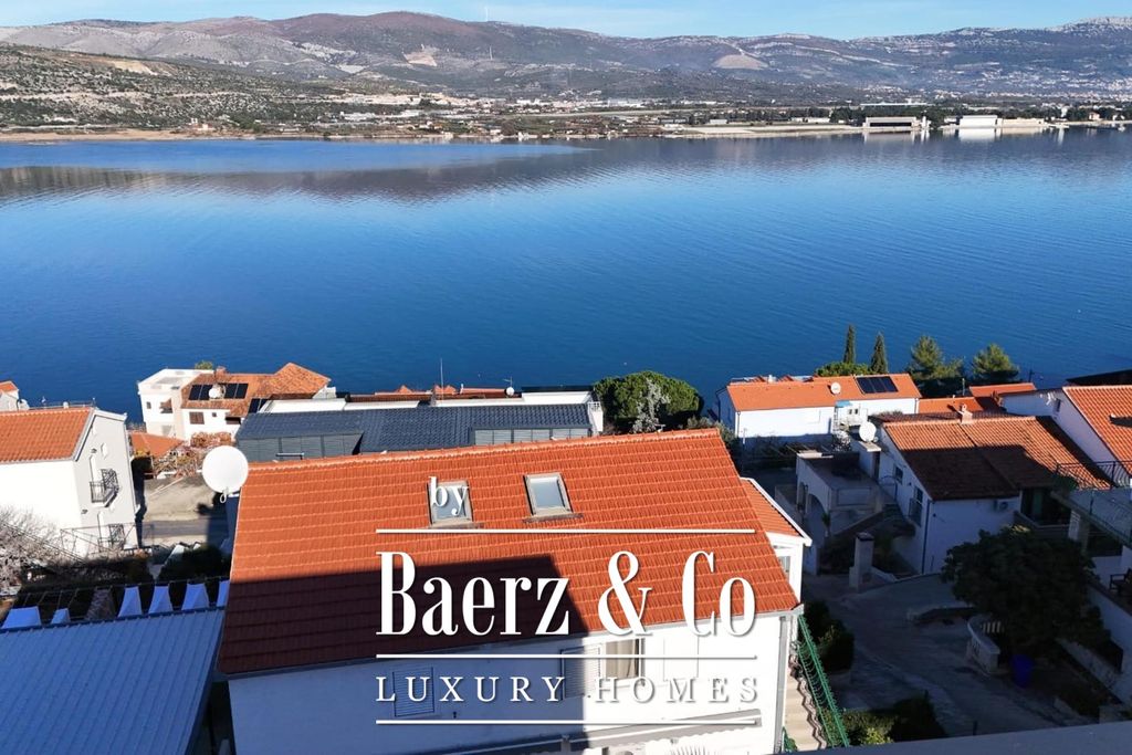 Property photo 3 of 35