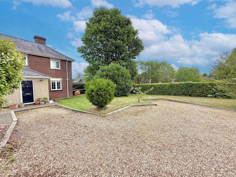 Property photo 2 of 32 Garden