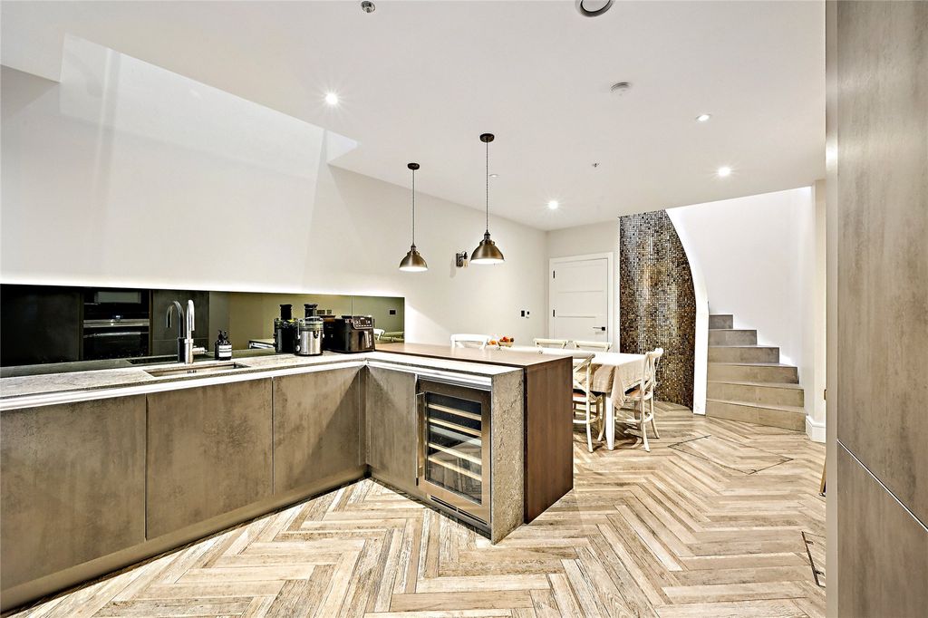 Property photo 1 of 13 Picture No. 10