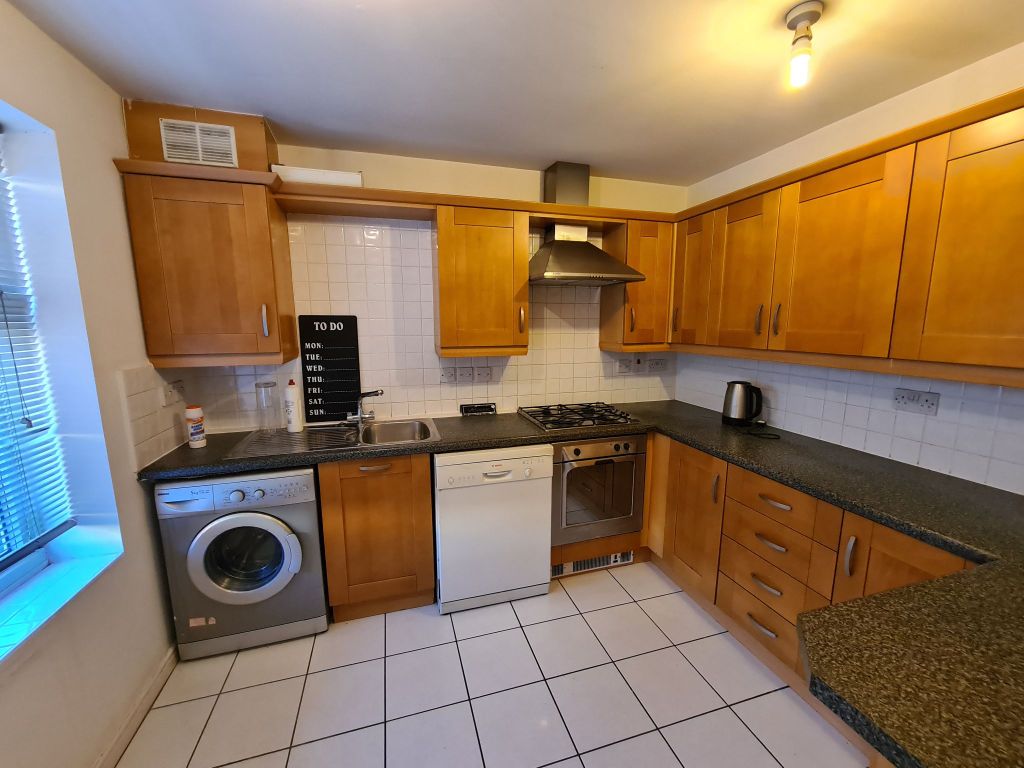Property photo 3 of 17 Photograph 9