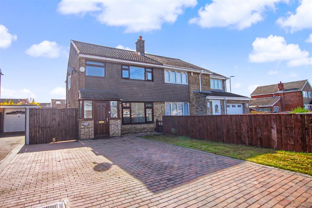 Property photo 1 of 12 cd1.Jpg