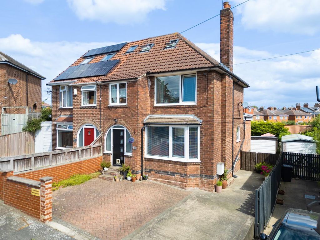 Property photo 1 of 19 External