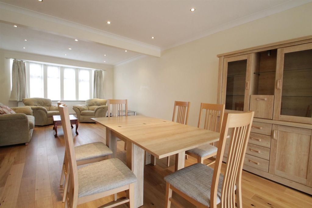 Property photo 2 of 23 Img_4943.Jpg