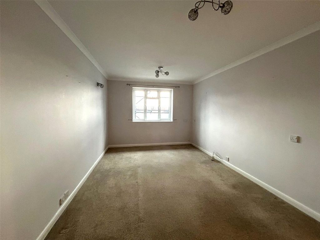 Property photo 3 of 8 Picture No. 08
