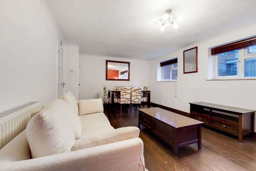 Property photo 3 of 12