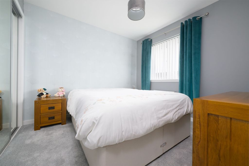 Additional image 4 of 3 bed semi-detached house for saleThe Glebe, Inverkip PA16