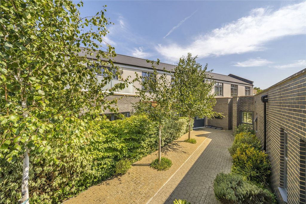 Property photo 1 of 10 Picture No. 29