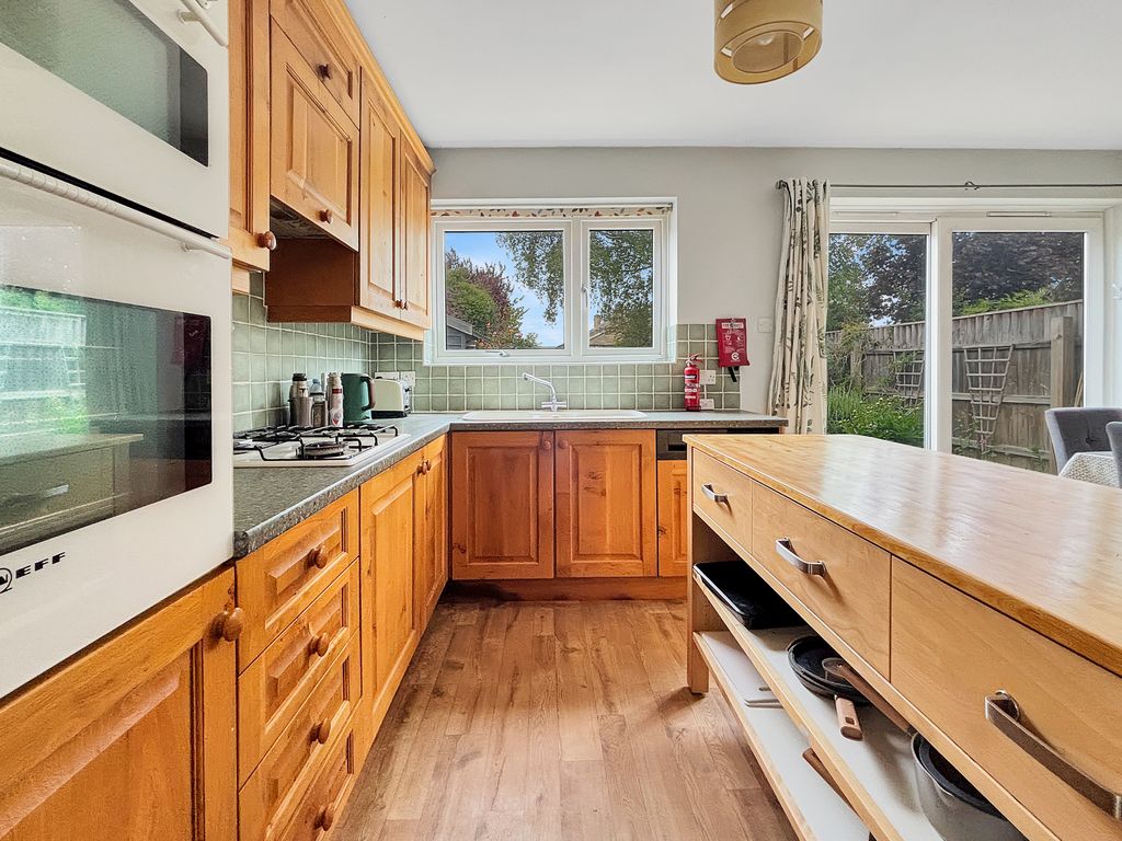 Additional image 6 of 3 bed semi-detached house for saleDavey Crescent, Great Shelford CB22