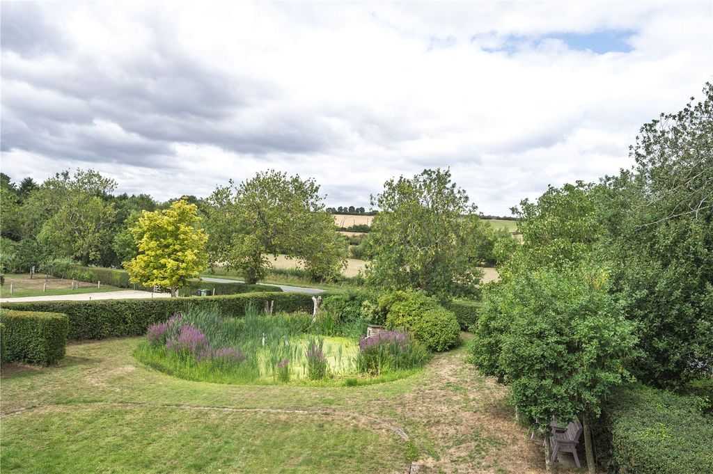 Property photo 2 of 22 Garden &amp; View