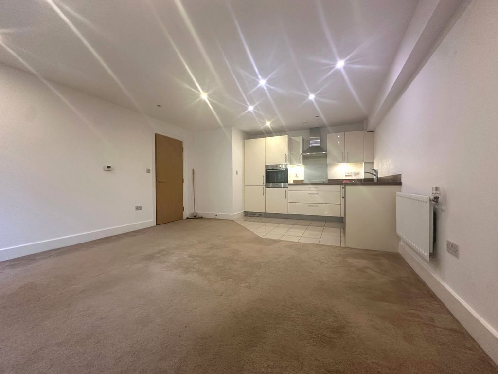 Property photo 2 of 6 Picture No. 09