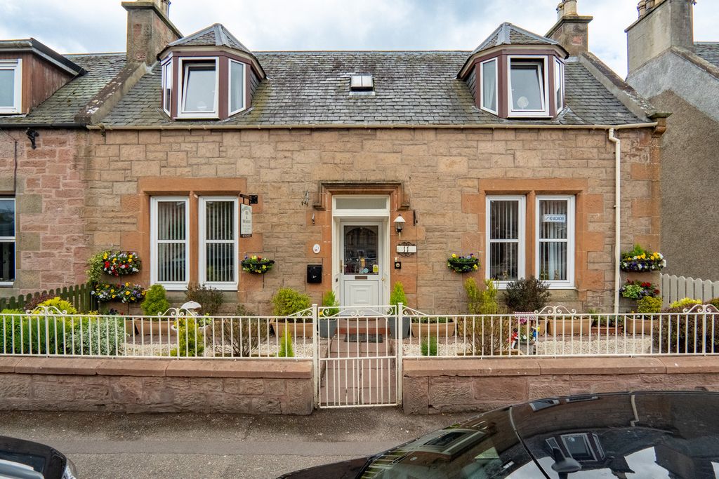 Property photo 1 of 47