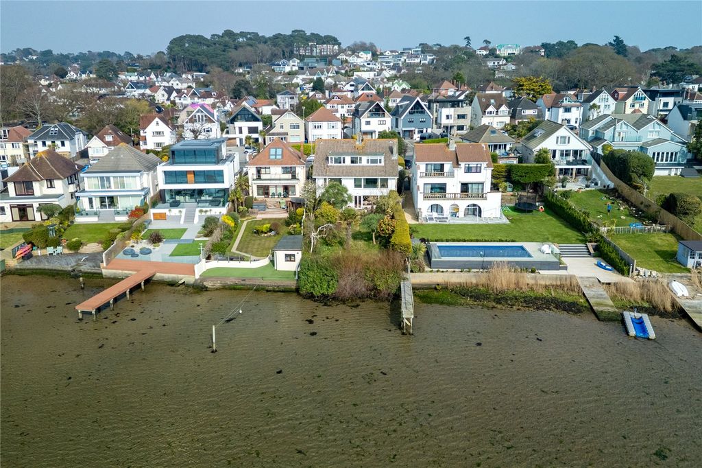 Property photo 2 of 30 Picture No. 02