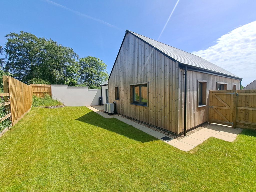 Property photo 2 of 20 Picture No. 47