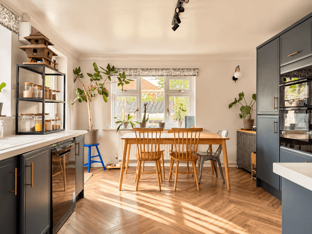 Property photo 2 of 27 Akeman Residential