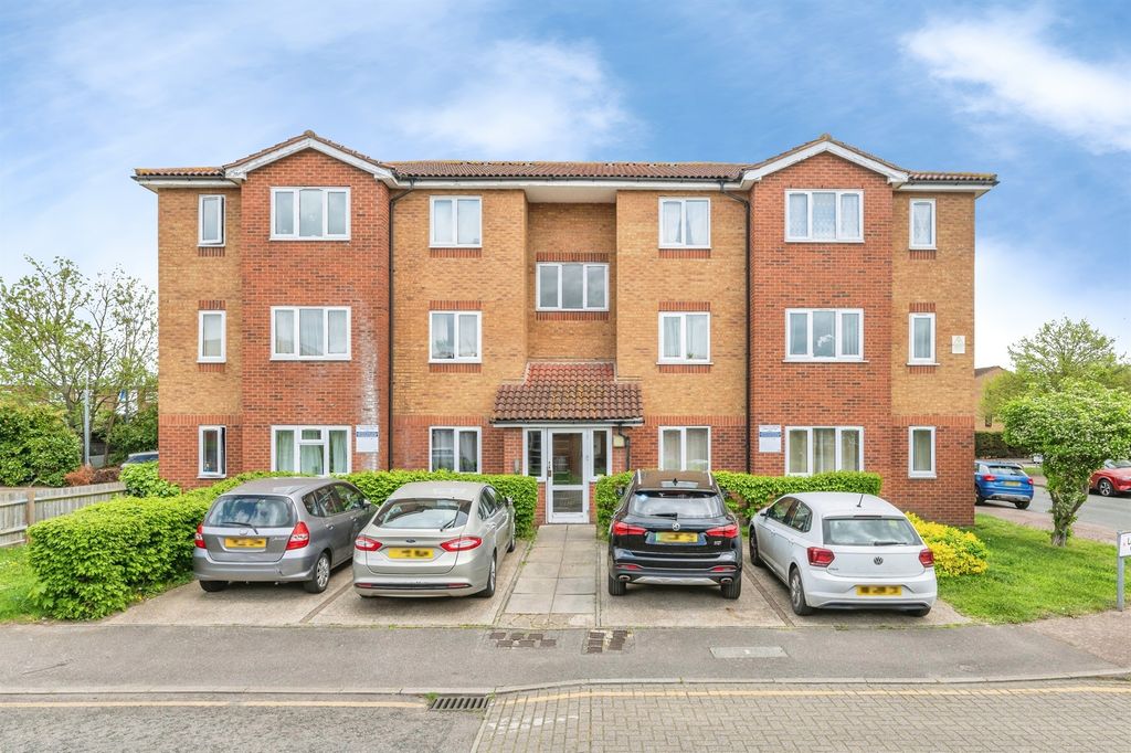 Property photo 1 of 33