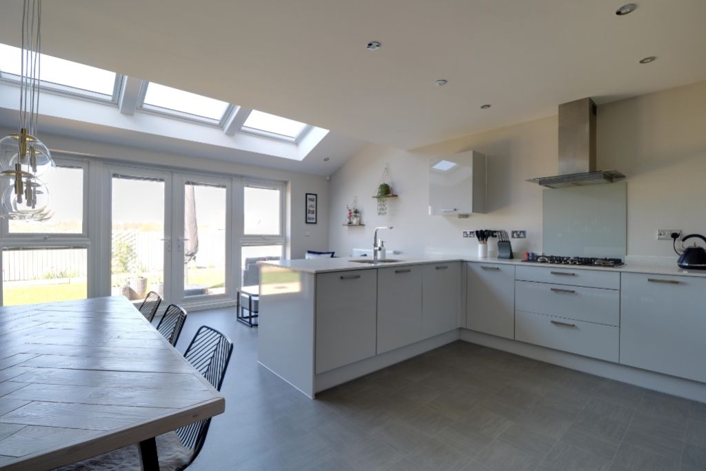 Property photo 3 of 22 Kitchen Diner