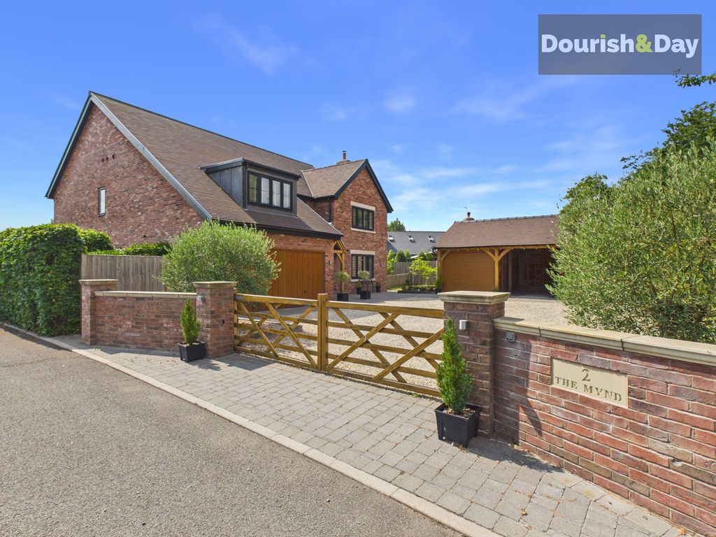 Property photo 1 of 32