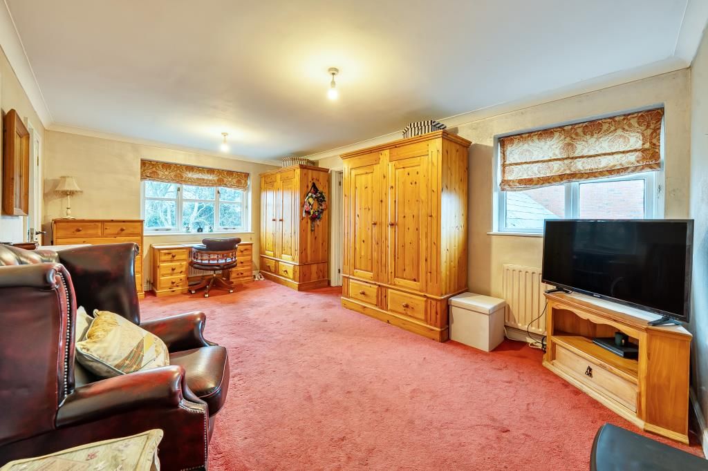 Property photo 3 of 23 Living Room