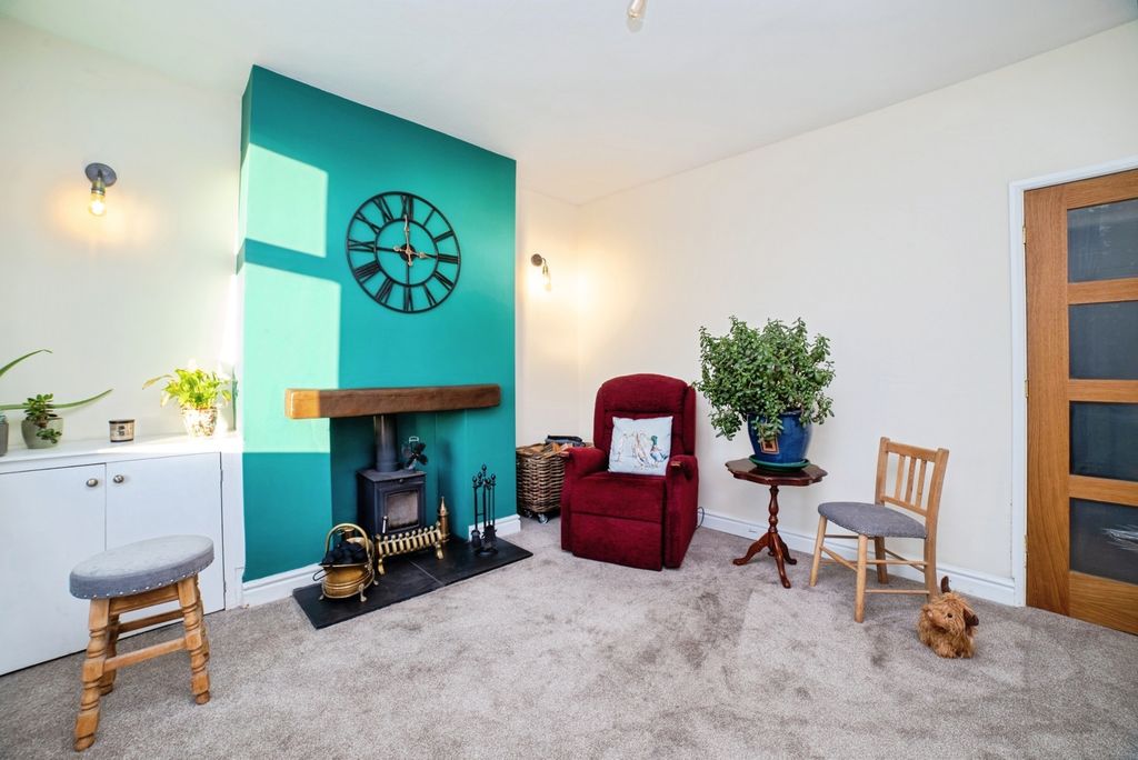 Property photo 2 of 18 Pbox-Img.Jpg