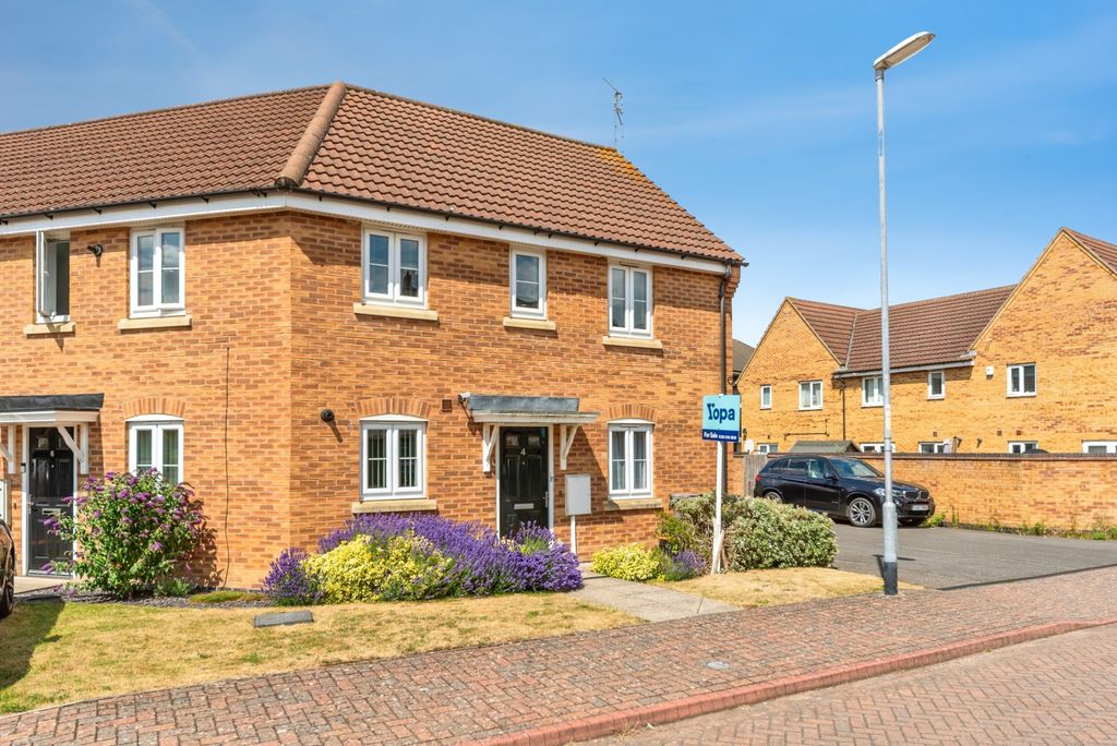 Property photo 1 of 12 4_Ormonde_Close-24