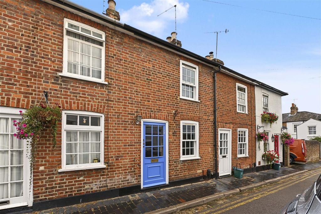 Property photo 1 of 14 17 Queen Street (14).Jpg