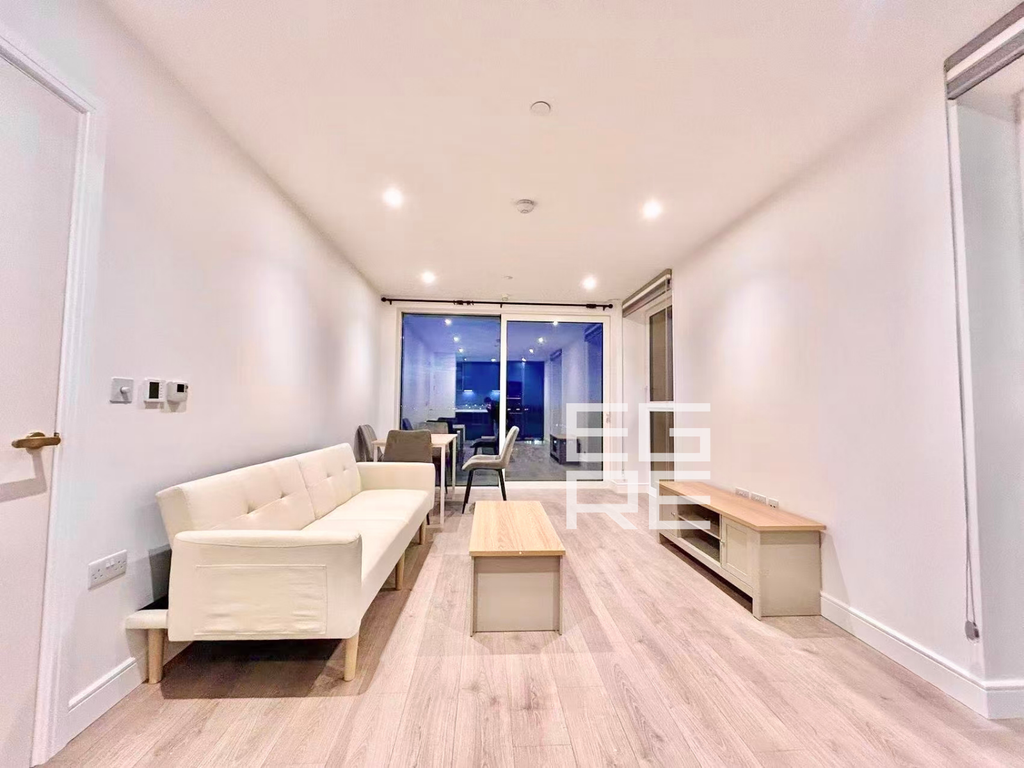 Property photo 2 of 20