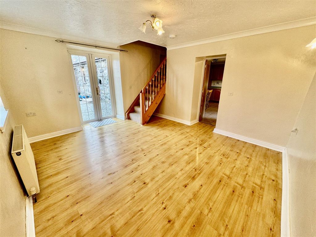 Property photo 2 of 13 Img_2641.Jpeg