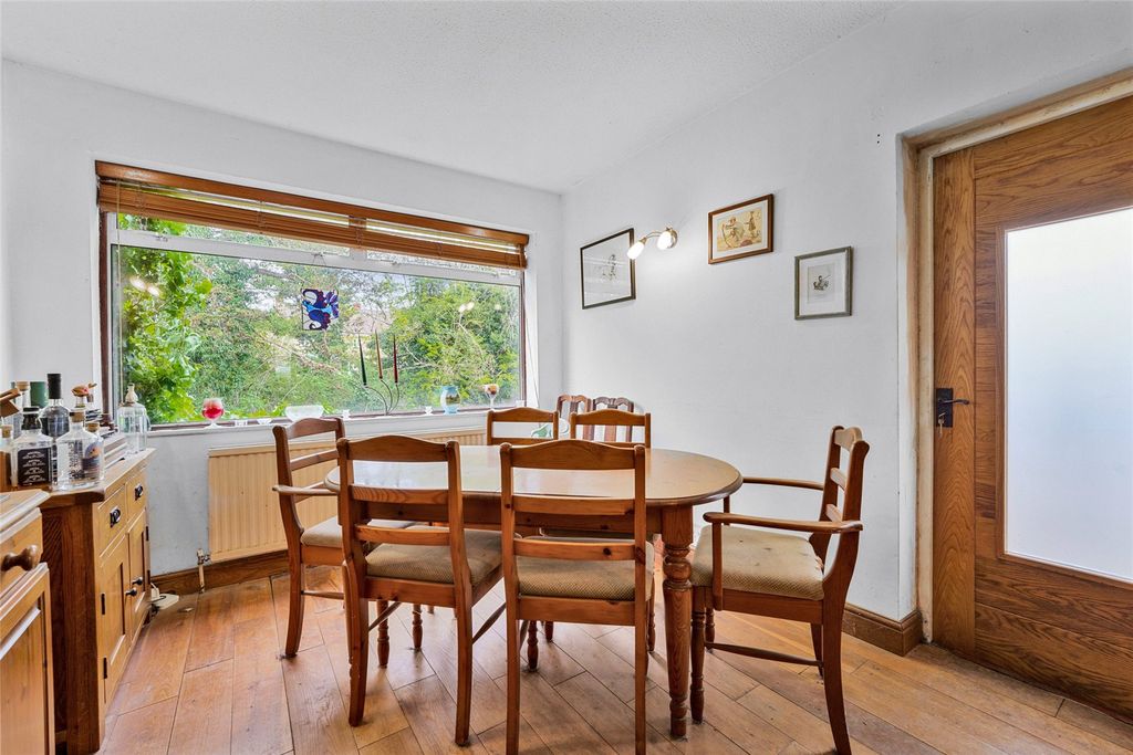 Property photo 3 of 14 Picture No. 05