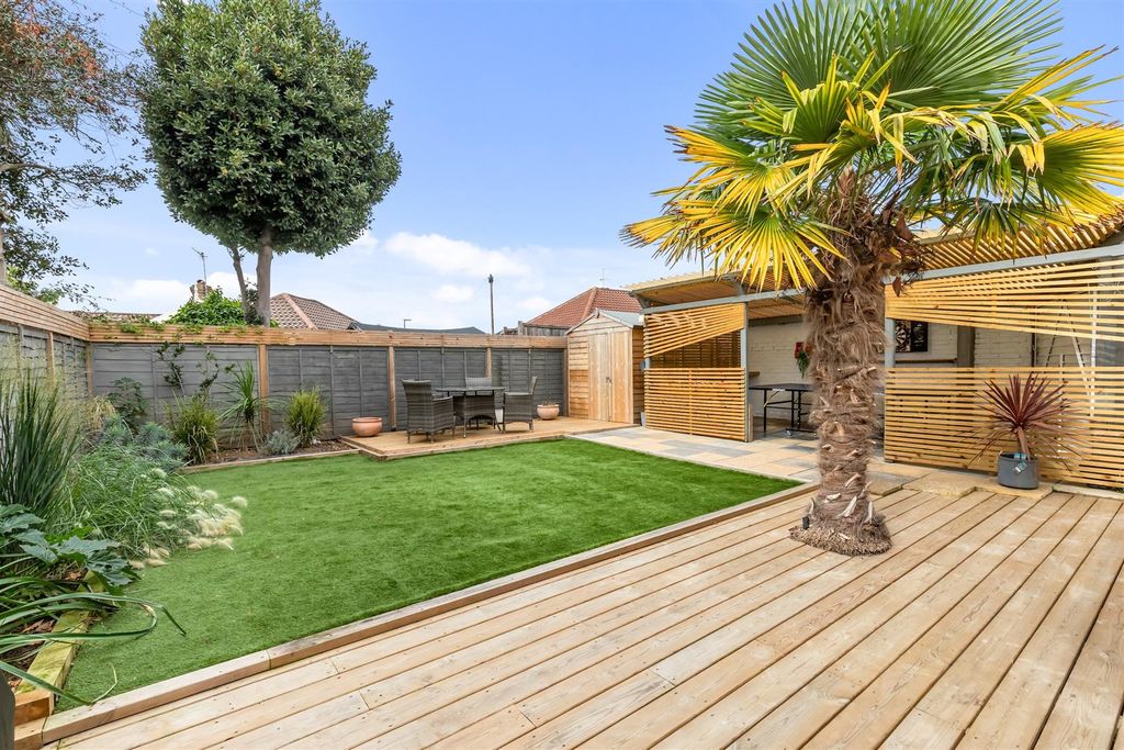 Property photo 2 of 12 Hammy Lane-15.Jpg