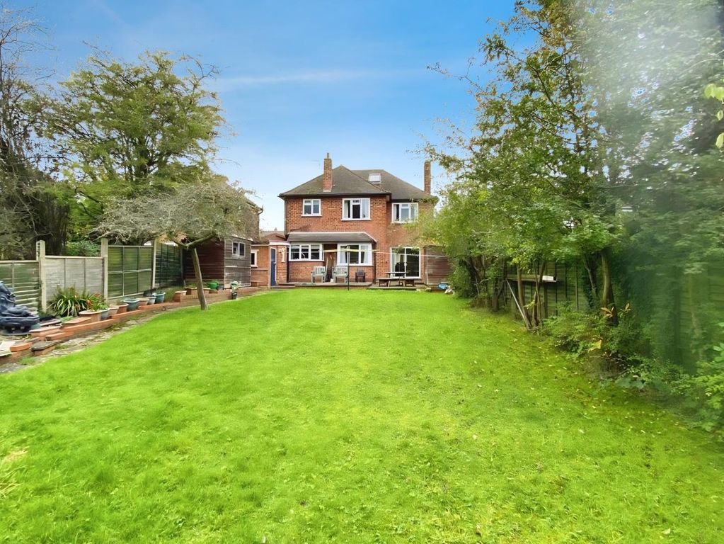 Property photo 2 of 13 c9263336-Wvr3.Jpg