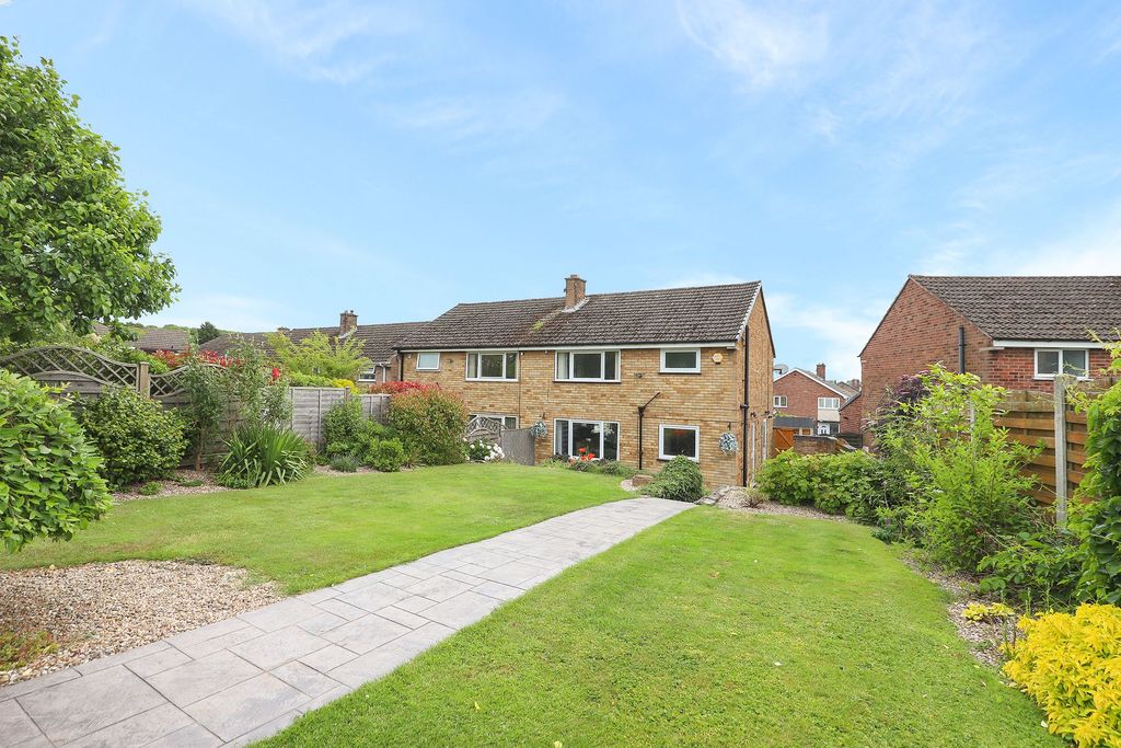 Property photo 2 of 26