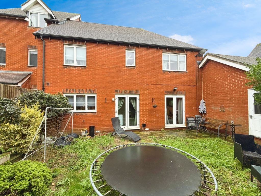 Property photo 2 of 19