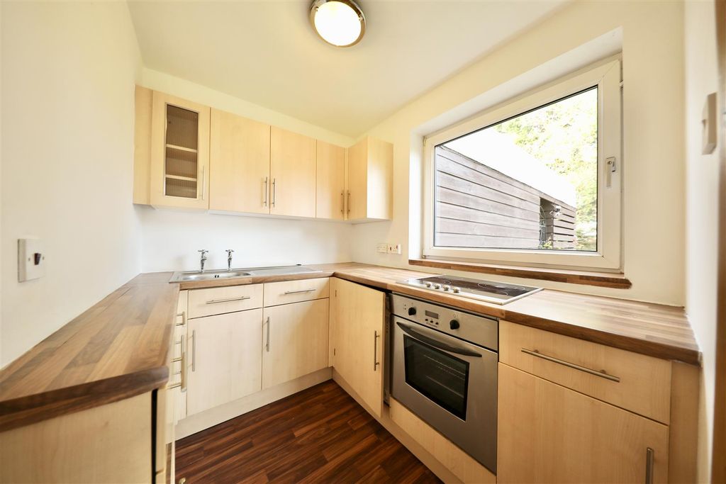 Property photo 3 of 10 0A4A2515.Jpg