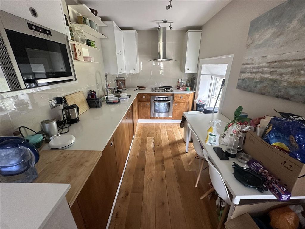 Property photo 3 of 8 Img_2365.Jpg