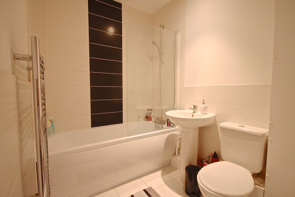 Property photo 3 of 3