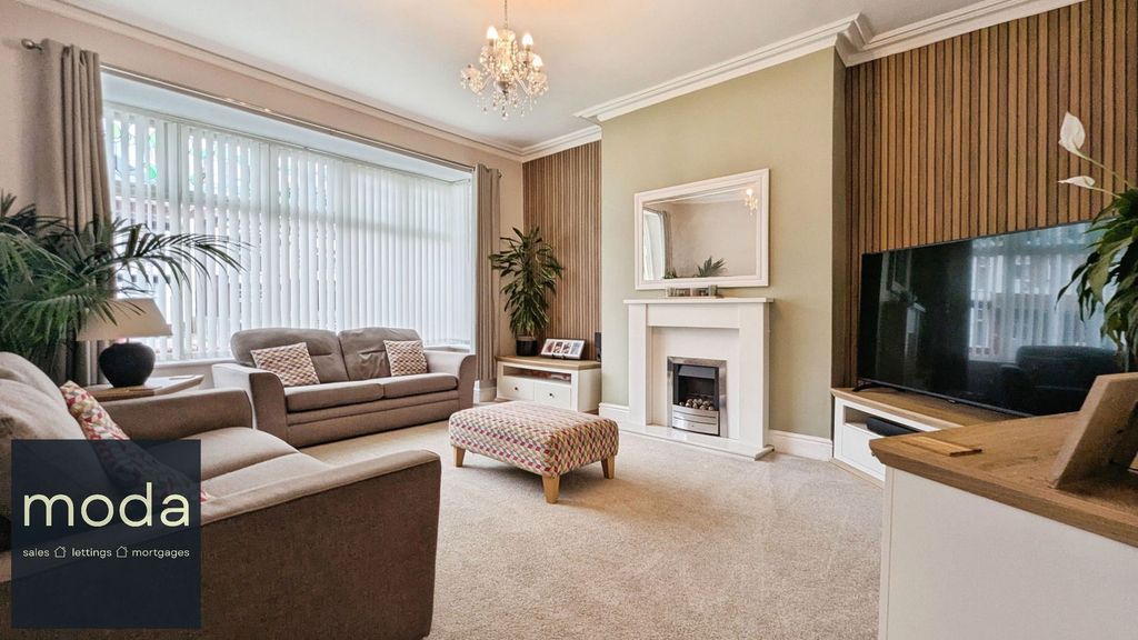 Property photo 2 of 37