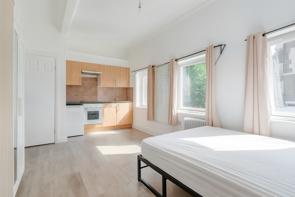 Property photo 1 of 6