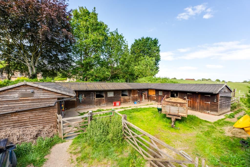 Property photo 2 of 48 28 Duck End, Cranford-36.Jpg