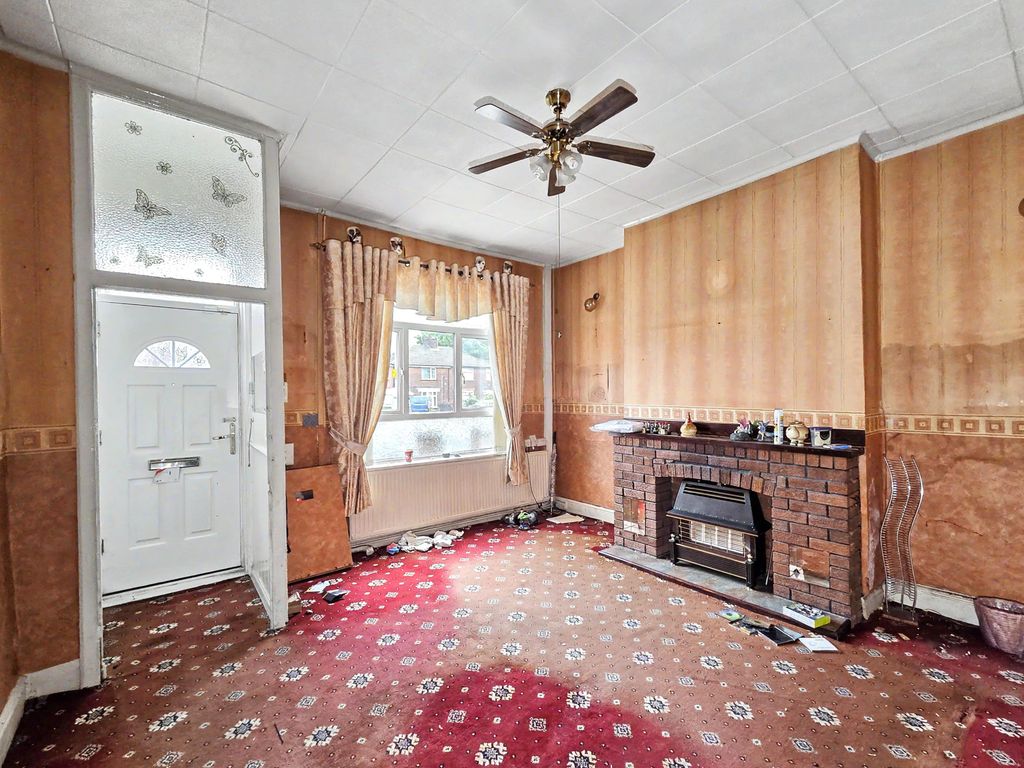 Property photo 3 of 15