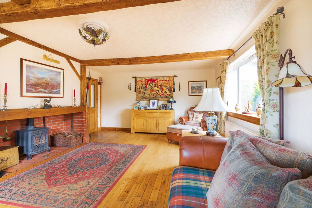 Property photo 3 of 26