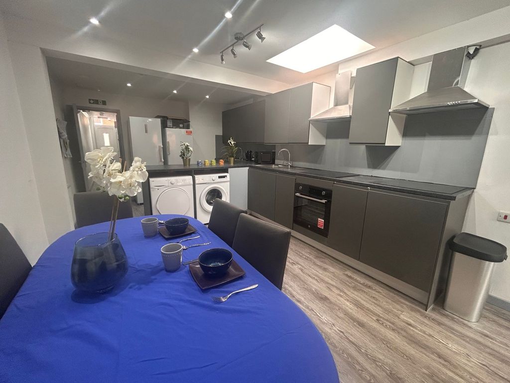 Property photo 2 of 5 Modern Fitted Kitchen With Dining Table...