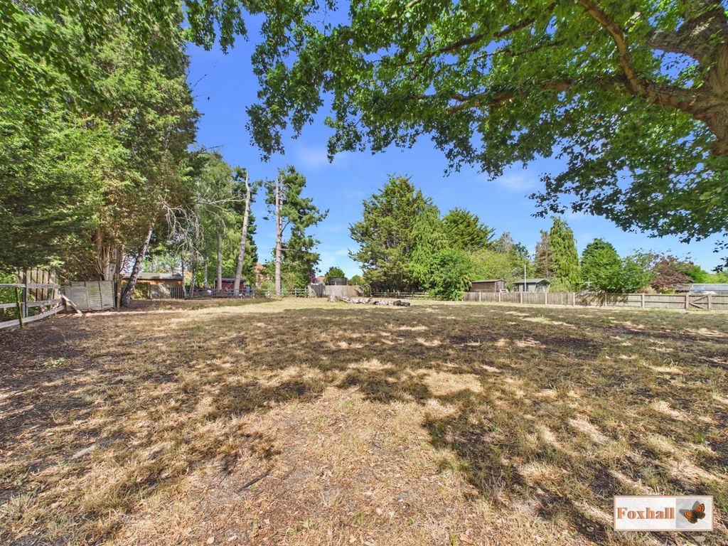 Property photo 3 of 29 Paddock