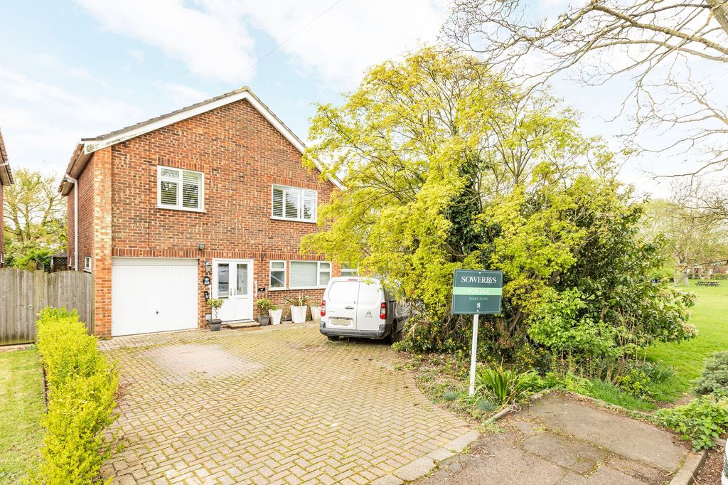Property photo 2 of 18