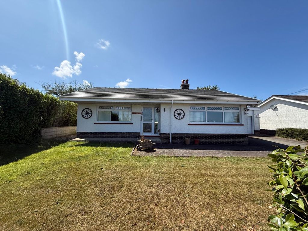 Property photo 1 of 34